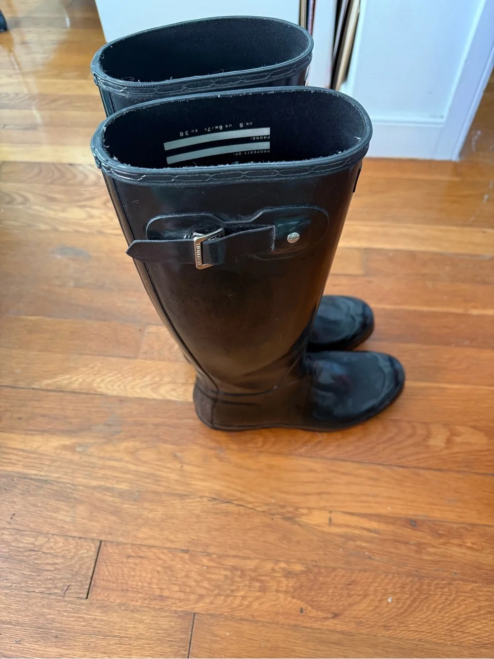 Hunter Black Tall Gloss Rain Boots with Red Logo